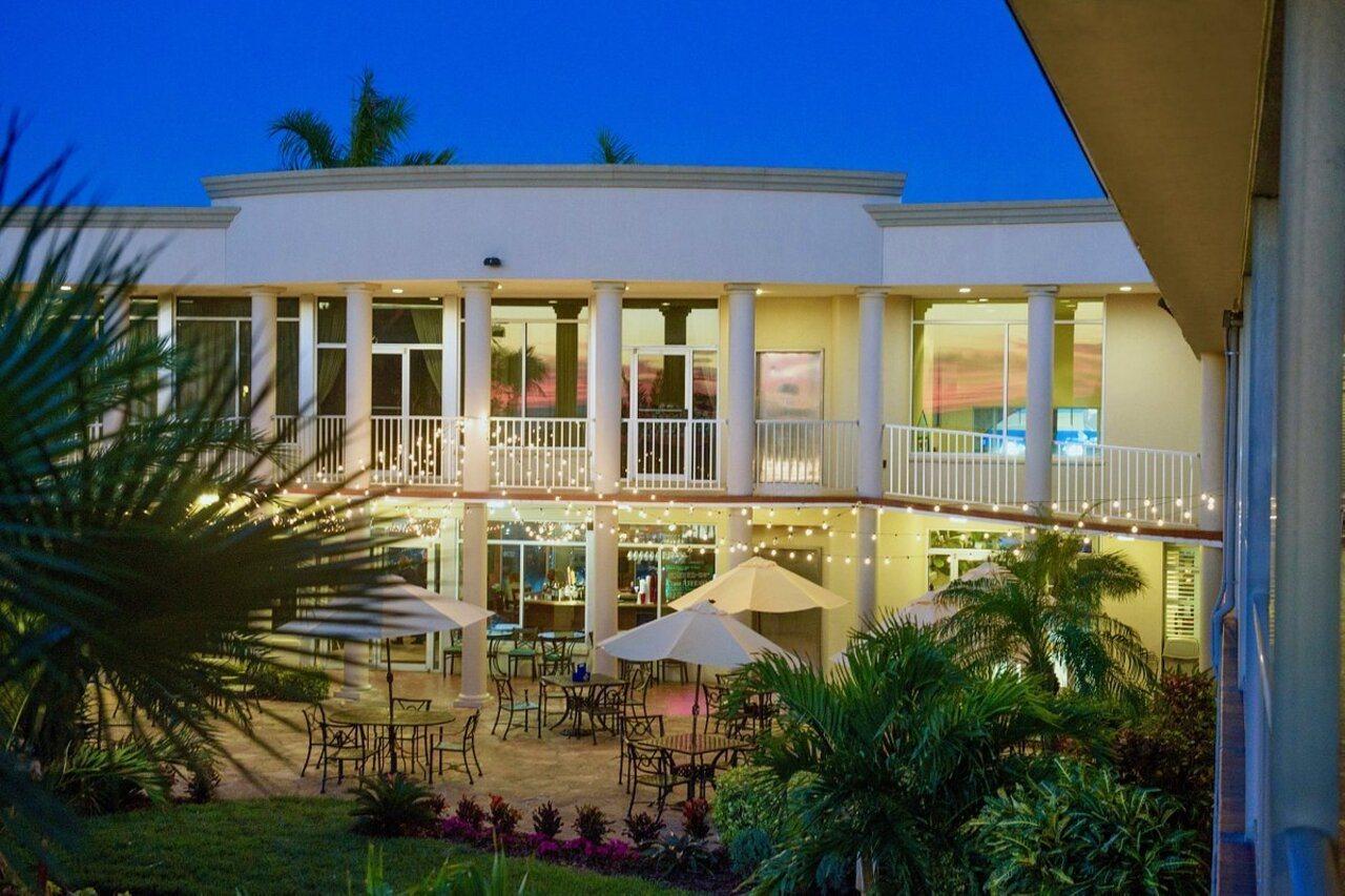 Thunderbird Beach Resort Treasure Island Eksteriør bilde