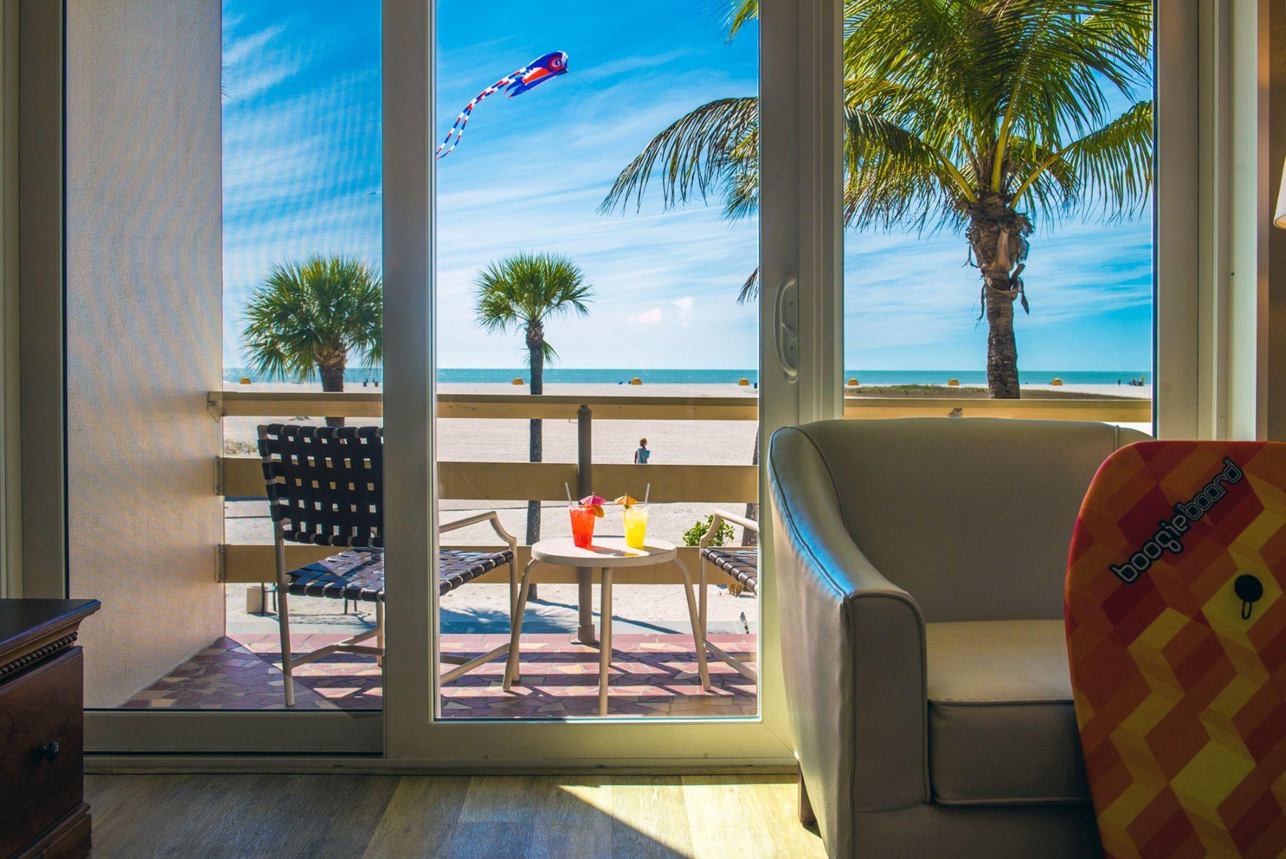 Thunderbird Beach Resort Treasure Island Eksteriør bilde