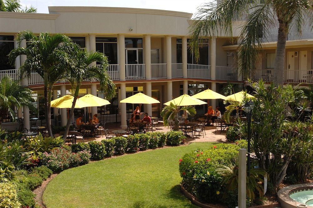 Thunderbird Beach Resort Treasure Island Eksteriør bilde