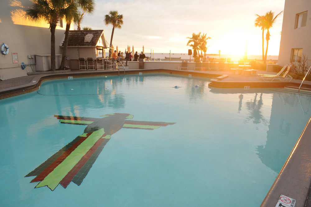 Thunderbird Beach Resort Treasure Island Eksteriør bilde